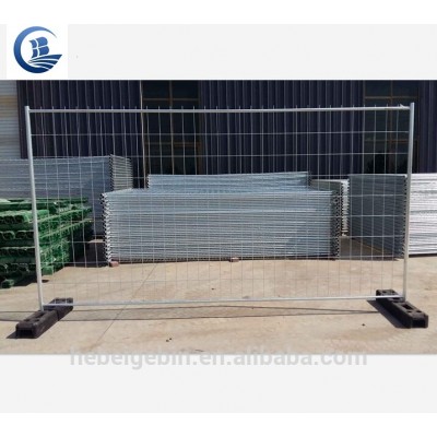 Europe used 3.5m x 2m welded mesh temporary/mobile/portable fence for sale